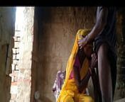 Desi Indian wife husband hard fuck yellow sexy sharee from gori sex video