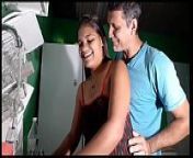 Tigresa vadia d&aacute; o cusinho pra amigo mascado e ganha muita porra from bheega badan 2005 movie