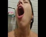 Erotica sexy no chuveiro se molha toda rebola gostosa para voc&ecirc;! from pantera selvagem