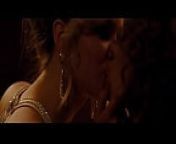 Amy Adams, Jennifer Lawrence in American Hustle from raghava lawrence kiss vedhika in muni