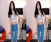 G&aacute;i H&agrave;n Quốc nhảy ch&acirc;n d&agrave;i eo thon from master chan nude cpsja sexy