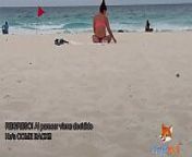 Mostrando el culo en tanga por la playa y calentando a hombres, solo dos se animaron a tocarme (Video Completo en mi canal premium de XVIDEOS) from strangers beach