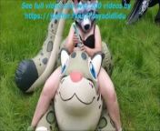 Outside play whit my snep from pooltoys