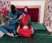 Beautiful Indian Busty Lady Sex with her Servant from baroda bangla saree sex