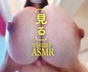 [Boobs ASMR] Huge boobs that are rubbed from below at the cowgirl position. from 乾布摩擦全裸撮影